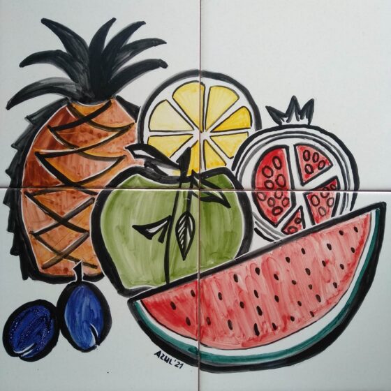 4 kafle ceramiczne tworzące obraz z owocami, doskonały pomysł na kuchenną ścianę
