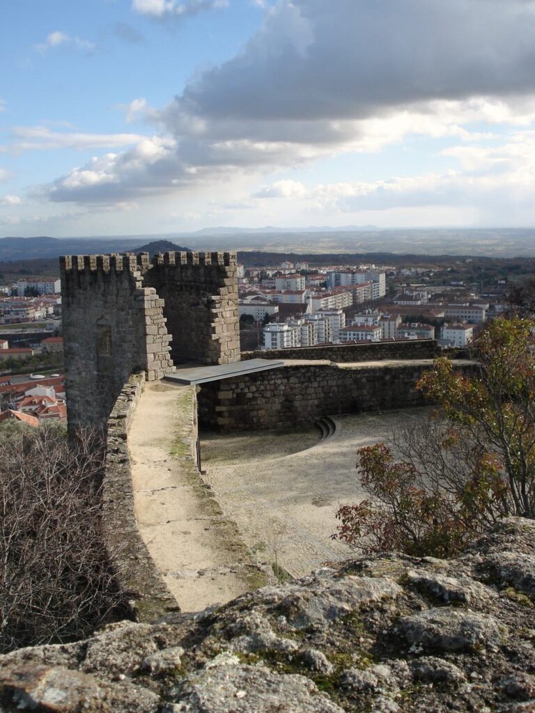 Zamek w Castelo Branco zachował się w niewielkiej części