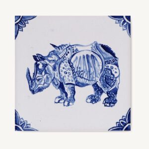 Nosorożec namalowany na kafelku, na podstawie drzeworytu Durera, niebieski