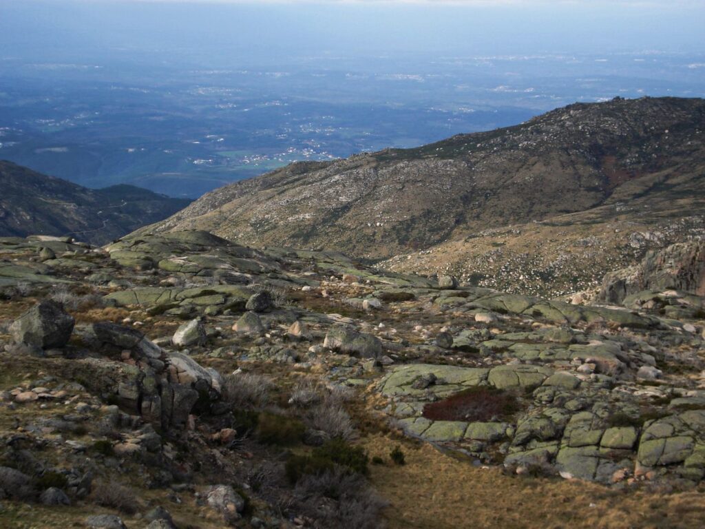 Serra da Estrela to najwyższe pasmo górskie Portugalii kontynentalnej
