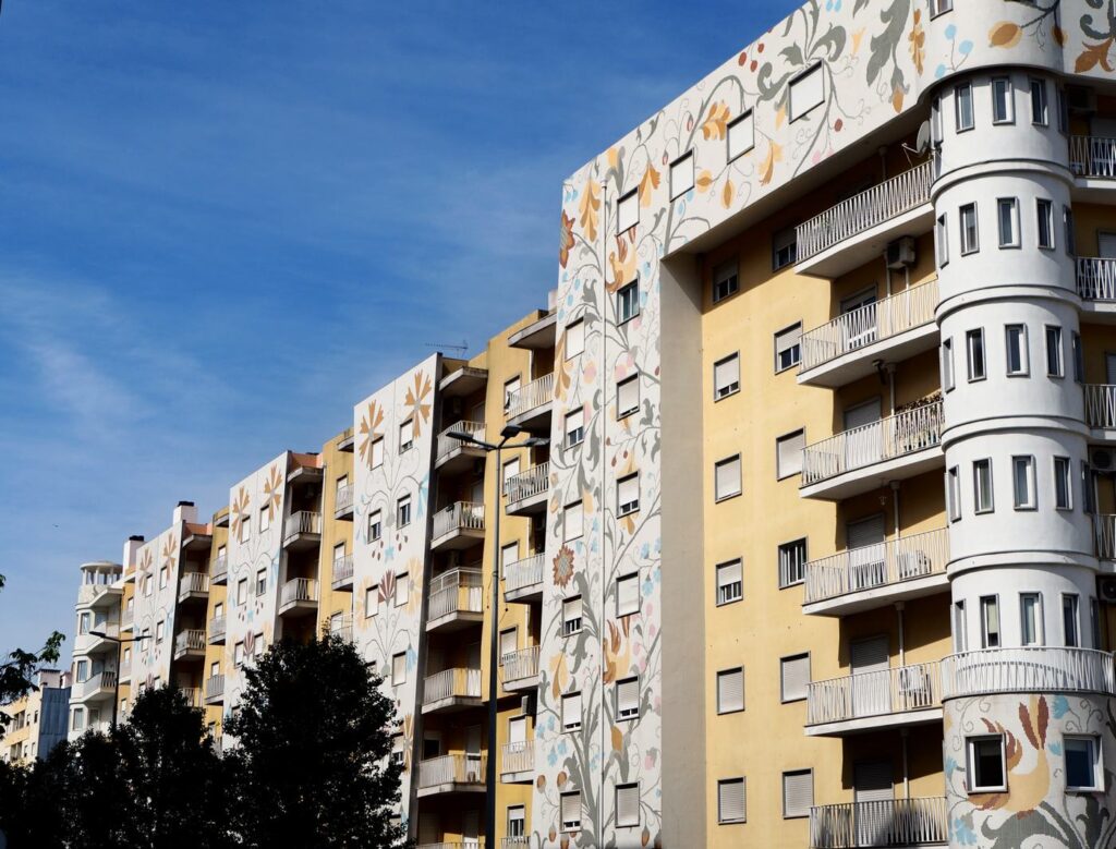 Bloki ozdobione mozaiką z motywami bordado, Castelo Branco