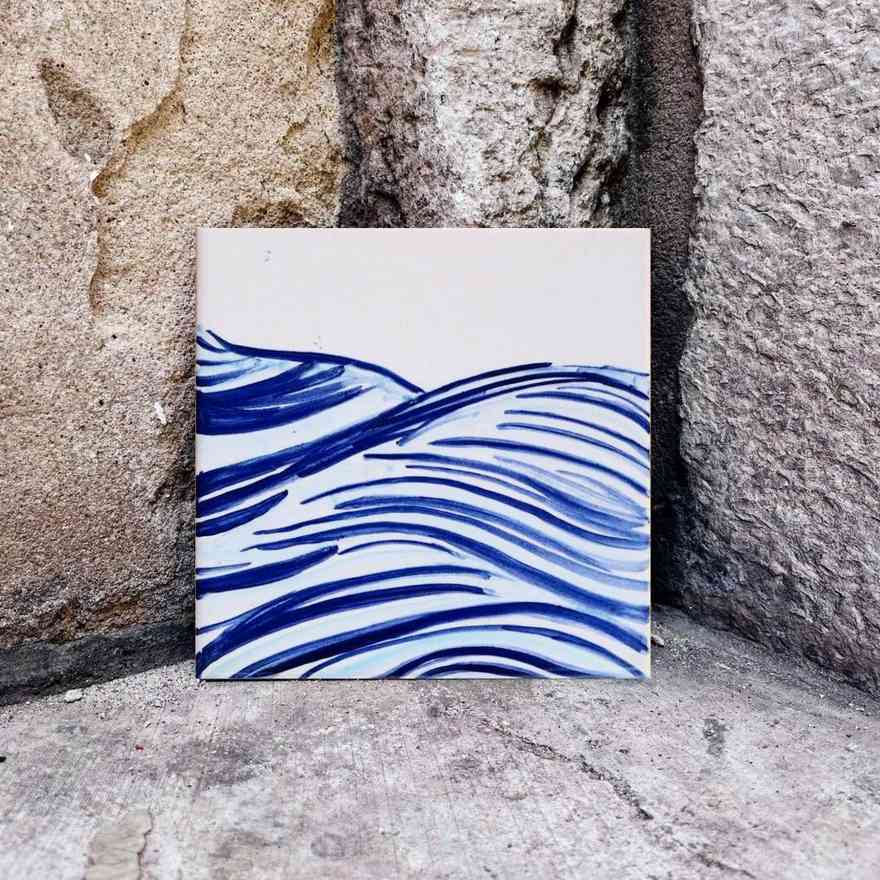 Morska fala na kafelku malowana