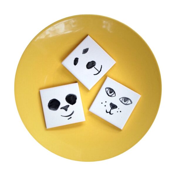 Panda, miś i kot namalowane na mini kafelkach ceramicznych