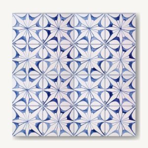 rytmicznie ułożony wzór Kaze, ręcznie malowane ornamenty azulejos, niebieskie