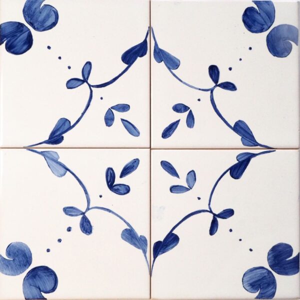 4 płytki azulejos z niebieskim wzorem