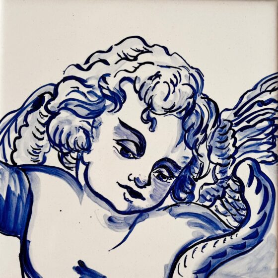 Kafelek z niebieskim aniołem namalowany ręcznie