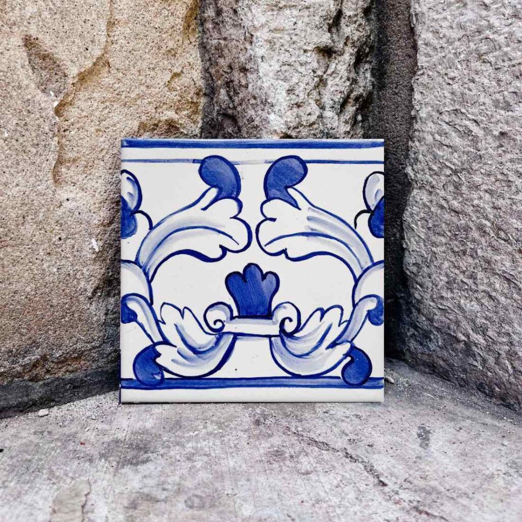 ornament niebieski dekoracyjny