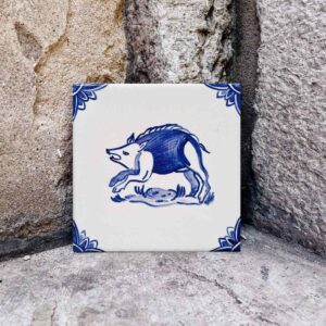kafelek namalowany ręcznie z dzikiem