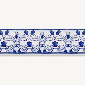 bordiura z ręcznie malowanych kafelków biało-niebieskich