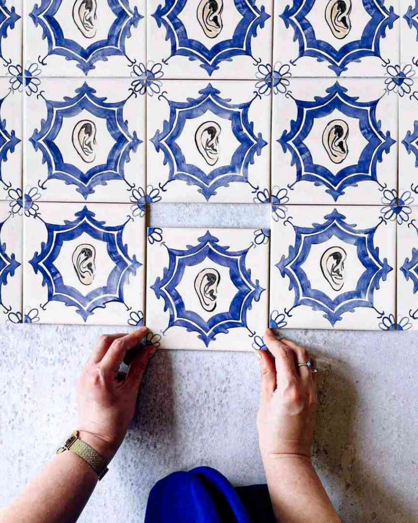 układam wzór z kafli Som