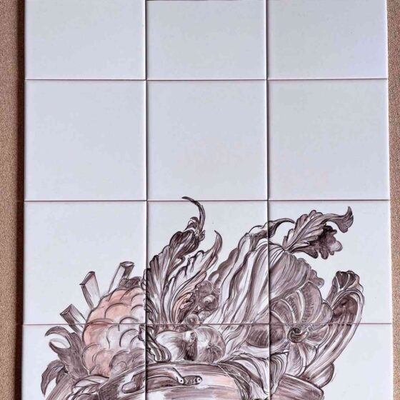 Obraz ceramiczny z misą i warzywami, brązowy