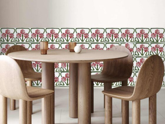 Jak ozdobić ścianę w kuchni przy stole? Najlepiej kafelkami!